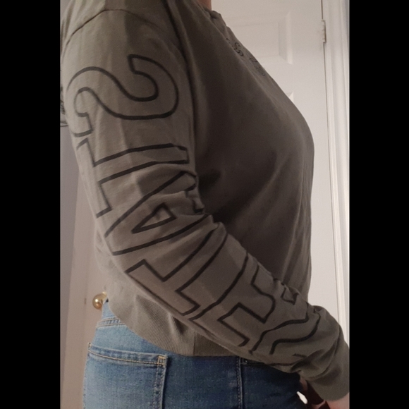 Olive Long Sleeve Crewneck - Picture 4 of 4